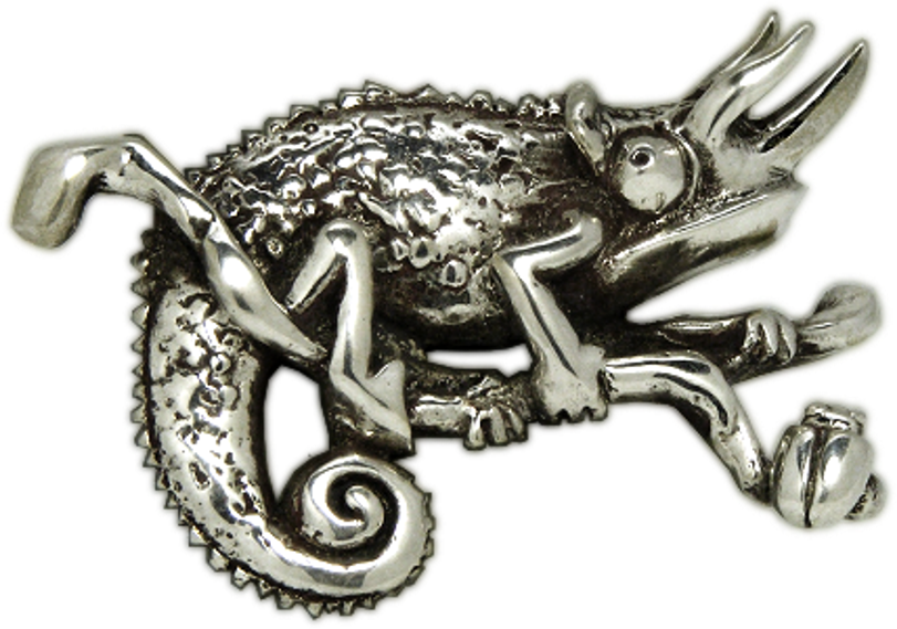 Colgante artesanal en plata de un Camaleón Jackson